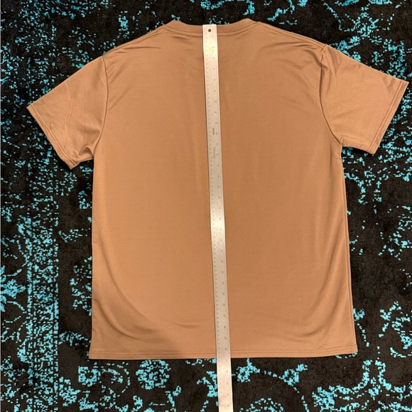 4/$20 ๐๏ธ Yellowstone Dutton Ranch Brown T-Shirt - Picture 5 of 9
